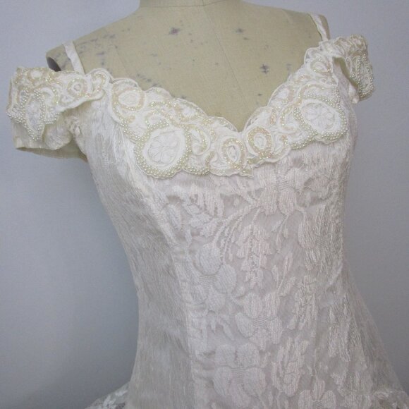 Off Shoulder Lace Dress Handkerchief Hem Vintage 80s Prom Bridal - Picture 1 of 12